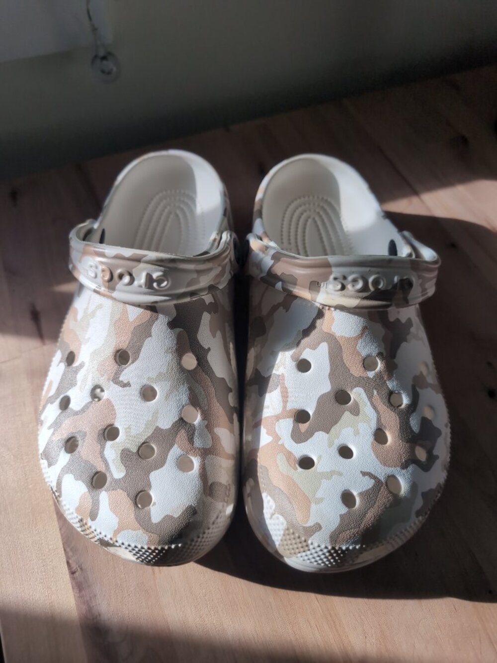 Crocs Classic White Camo - Picture 8 of 9